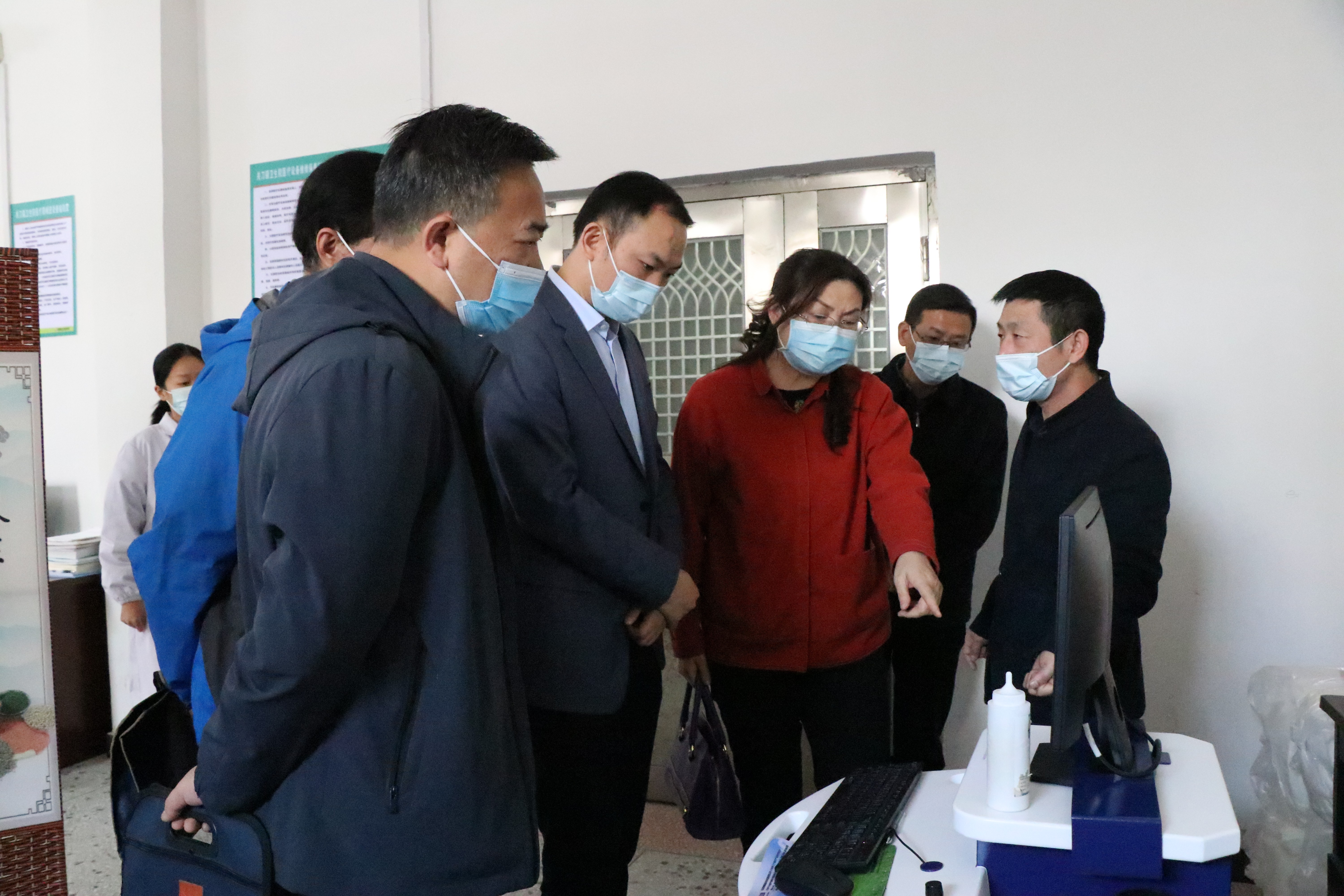 精准“诊脉”帮扶  助力乡村振兴——91porn
与通城县关刀镇卫生院开展结对帮扶